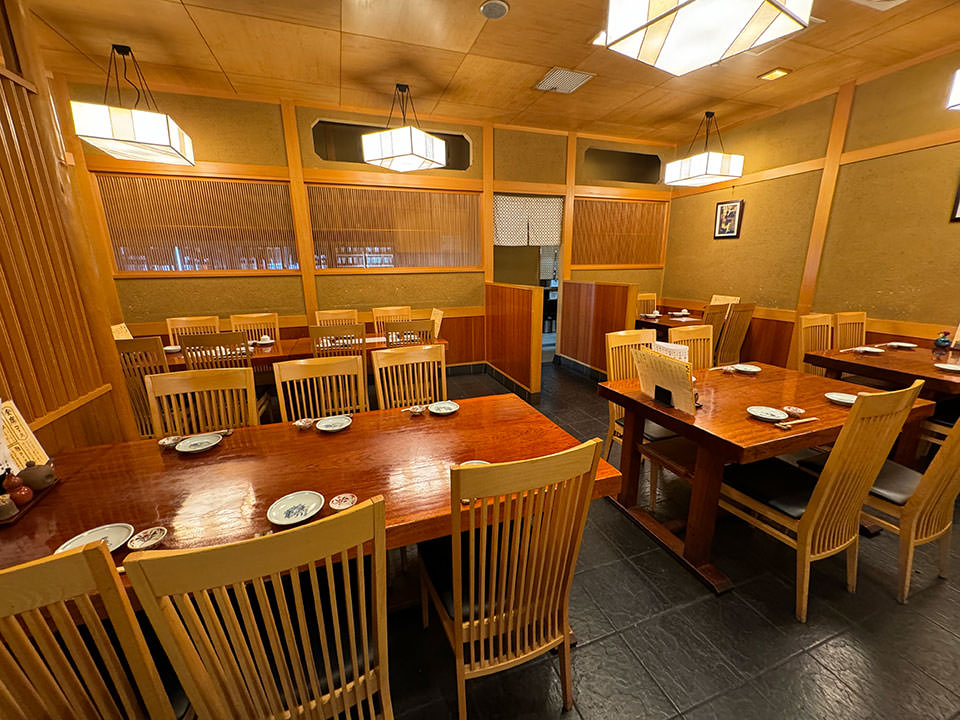 日本橋 本陣房店内