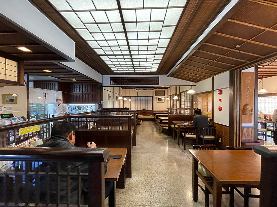 磯おろし戸隠そば本店